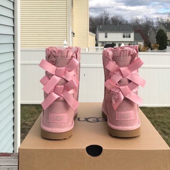 UGG Bailey Bow II Ruffles - Picture 4 of 7